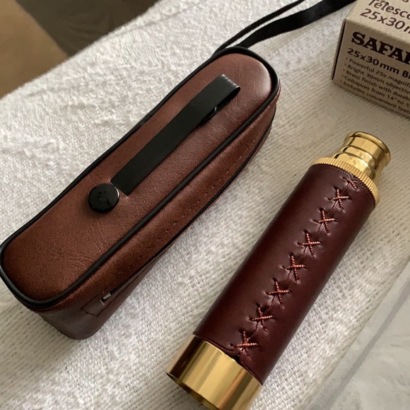 COPY - Brass telescope NWT By: Safari - Picture 9 of 11